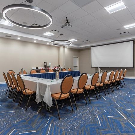 Holiday Inn & Suites - Jefferson City By Ihg Bagian luar foto