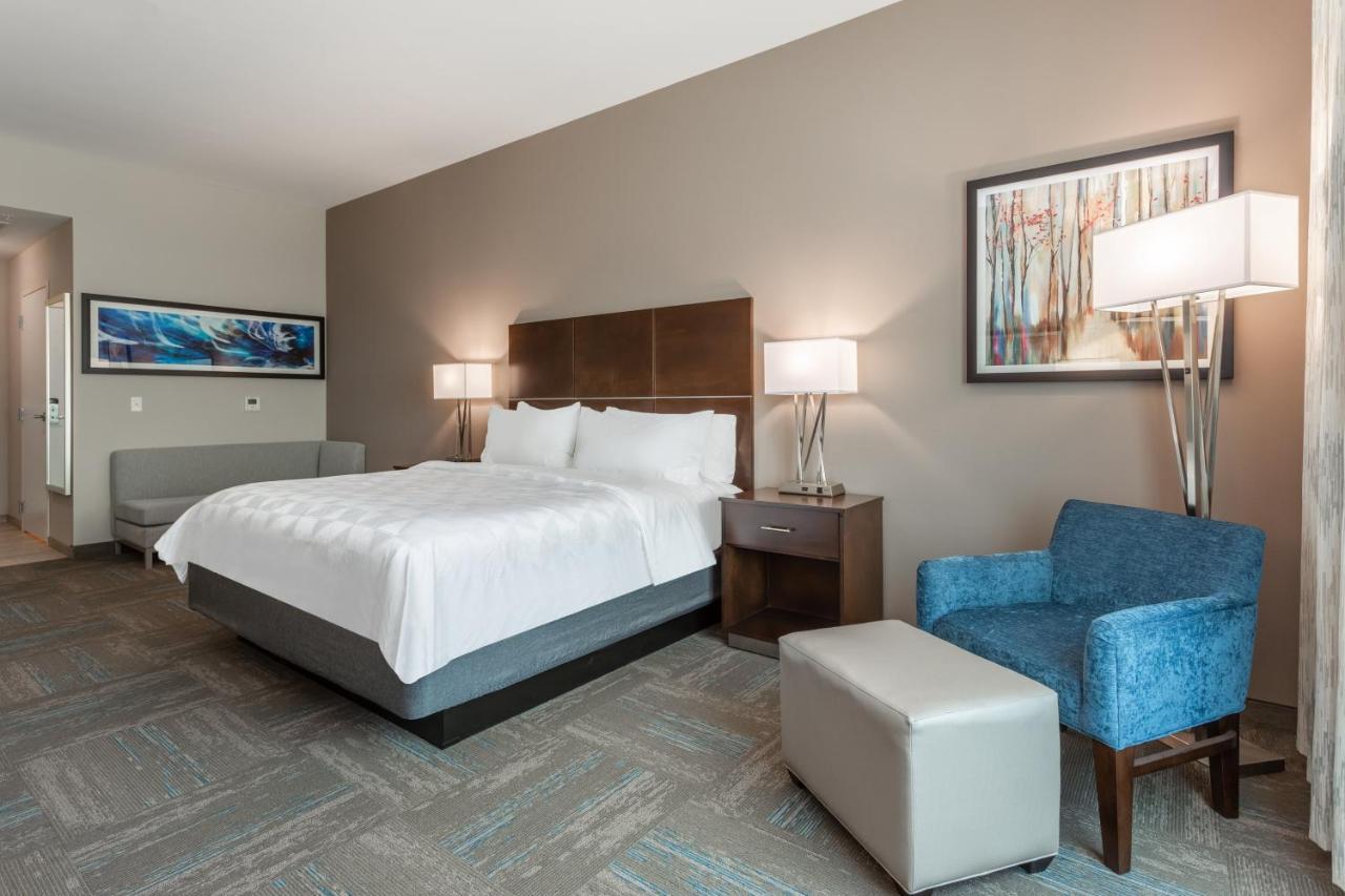 Holiday Inn & Suites - Jefferson City By Ihg Bagian luar foto