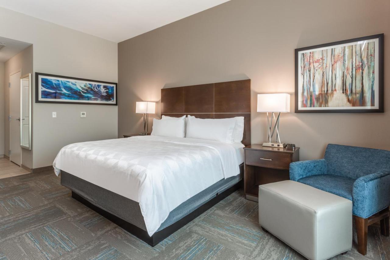 Holiday Inn & Suites - Jefferson City By Ihg Bagian luar foto
