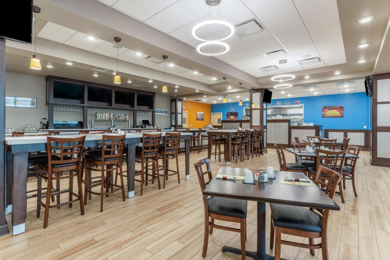 Holiday Inn & Suites - Jefferson City By Ihg Bagian luar foto
